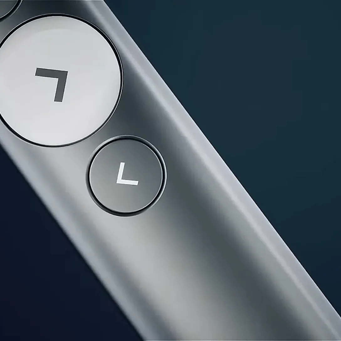 Presentador láser inalámbrico Logitech en TecnoGamer Bolivia