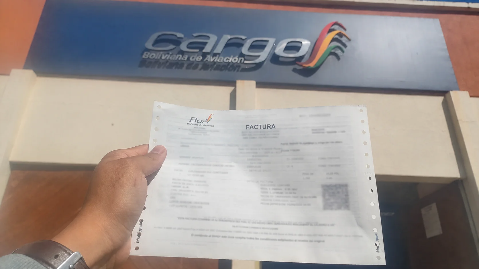 Guía de carga aérea de un pedido enviado por TecnoGamer